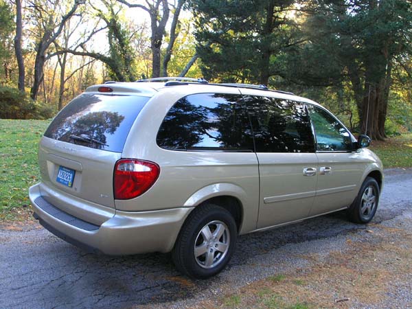 Dodge Grand Caravan Road Test | CarParts.com