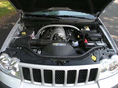 2006 Jeep Grand Cherokee SRT8 -- Road Test | CarParts.com